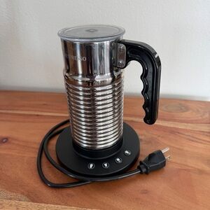 Nespresso Aeroccino 4 Milk Frother